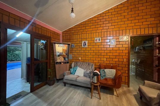 Casa à venda com 5 quartos, 390m² em Pinheiro, São Leopoldo