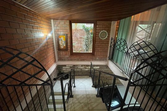 Casa à venda com 5 quartos, 390m² em Pinheiro, São Leopoldo