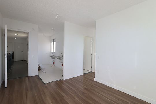 Sala de apartamento à venda com 2 quartos, 43m² em Rubem Berta, Porto Alegre