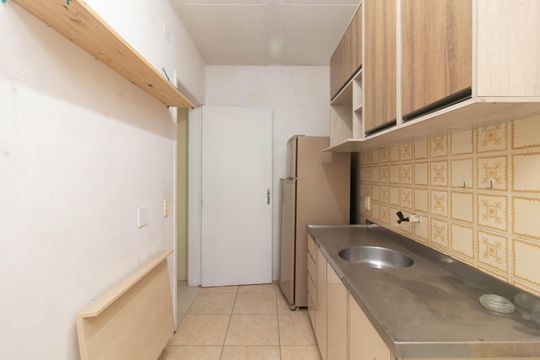 Cozinha e Área de Serviço de apartamento para alugar com 1 quarto, 49m² em Santa Tereza, Porto Alegre
