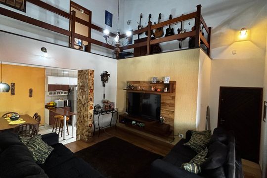 Sala de casa à venda com 3 quartos, 225m² em Jardim Europa, Santo André