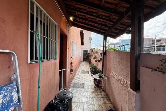 Corredor de casa à venda com 3 quartos, 225m² em Jardim Europa, Santo André