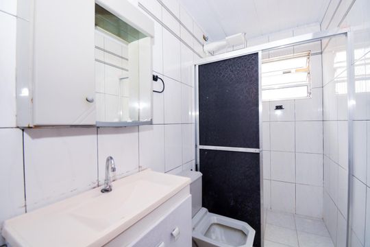 Banheiro de apartamento à venda com 2 quartos, 67m² em Jardim Iporanga, Guarulhos