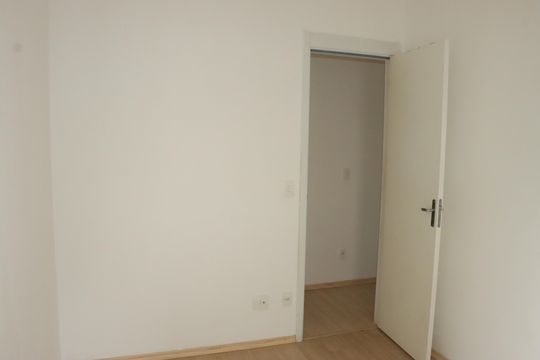 Apartamento para alugar com 2 quartos, 48m² em Petrópolis, Cotia