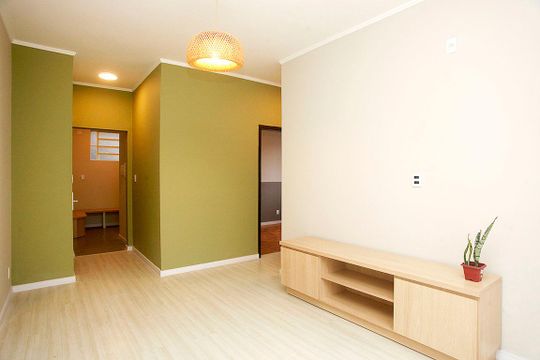 Apartamento à venda com 2 quartos, 71m² em Auxiliadora, Porto Alegre