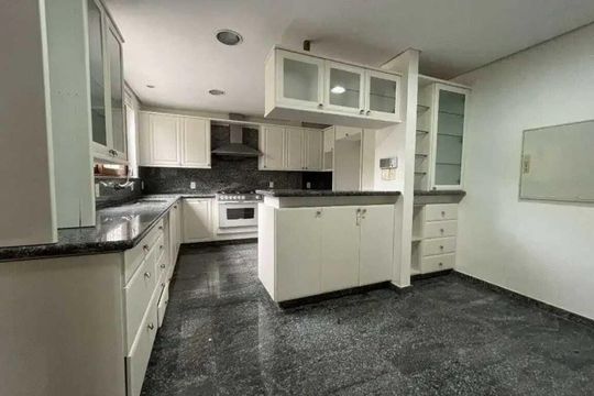 Cozinha de casa para alugar com 4 quartos, 486m² em Partenon, Porto Alegre