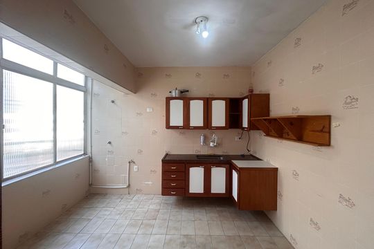 Cozinha e Área de Serviço de apartamento para alugar com 2 quartos, 67m² em Santo Amaro, São Paulo
