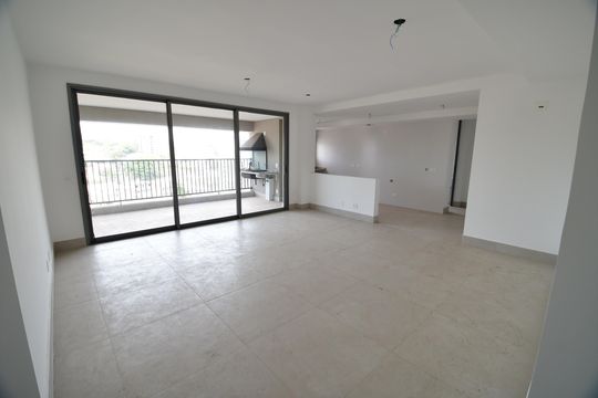 Sala de apartamento à venda com 3 quartos, 119m² em Cambuí, Campinas