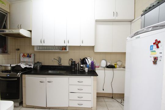 Cozinha de apartamento à venda com 3 quartos, 100m² em Grajaú, Belo Horizonte