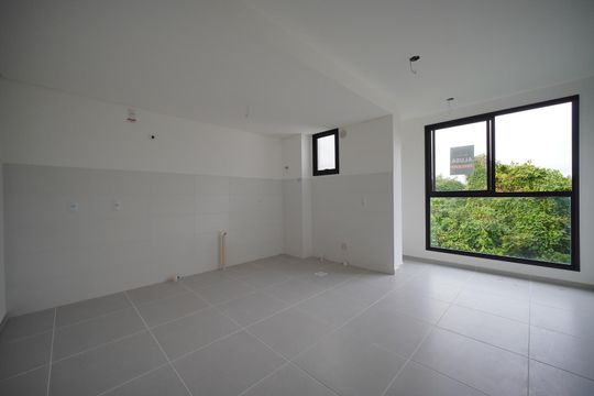 Apartamento para alugar com 2 quartos, 52m² em Serraria, São José