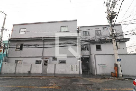 Fachada de casa à venda com 8 quartos, 295m² em Jardim Moreira, Guarulhos