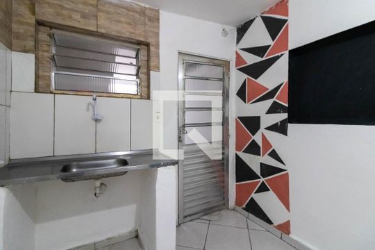 Casa à venda com 8 quartos, 295m² em Jardim Moreira, Guarulhos