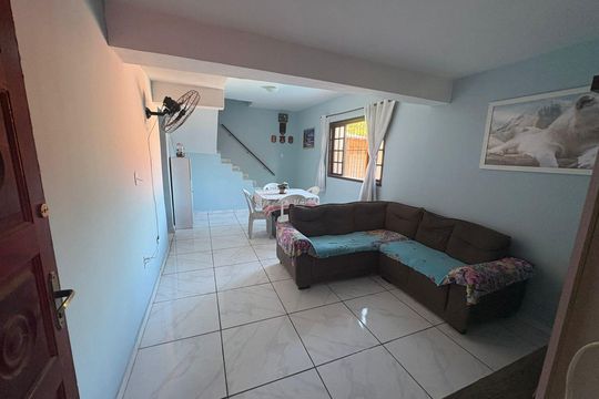 Casa para alugar com 4 quartos, 480m² em São José de Imbassai, Maricá