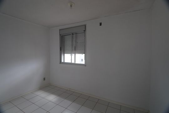 Quarto 2 de apartamento para alugar com 2 quartos, 48m² em Guajuviras, Canoas