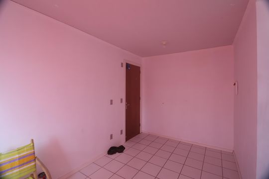 Sala de apartamento para alugar com 2 quartos, 48m² em Guajuviras, Canoas