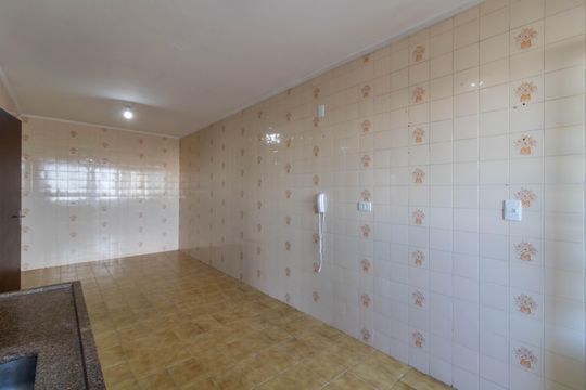 Cozinha de apartamento à venda com 2 quartos, 71m² em Jardim Santa Mena, Guarulhos
