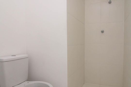 Banheiro  de apartamento para alugar com 1 quarto, 29m² em Vila Sonia, São Paulo