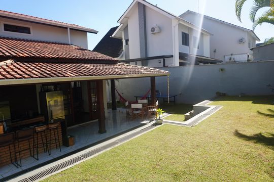 Área Externa de casa de condomínio à venda com 4 quartos, 322m² em Alphaville, Santana de Parnaíba