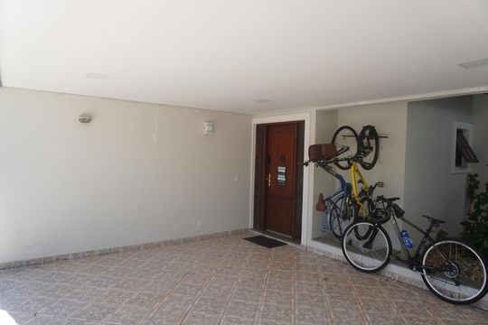 Garagem de casa de condomínio à venda com 4 quartos, 322m² em Alphaville, Santana de Parnaíba