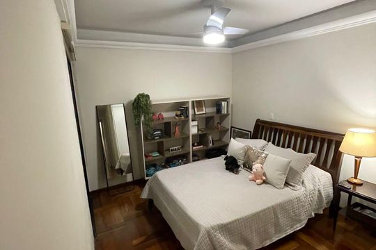 Quarto de apartamento à venda com 3 quartos, 178m² em Moema, São Paulo