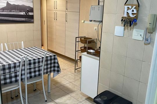 Cozinha de apartamento à venda com 3 quartos, 178m² em Moema, São Paulo
