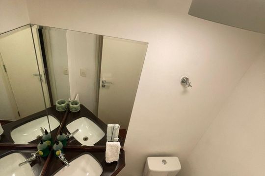 Banheiro de apartamento à venda com 3 quartos, 178m² em Moema, São Paulo