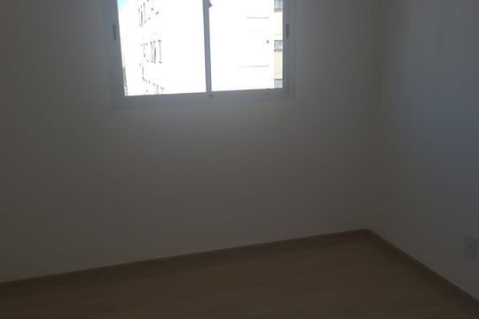 Quarto 1 de apartamento para alugar com 2 quartos, 47m² em Padre Miguel, Rio de Janeiro