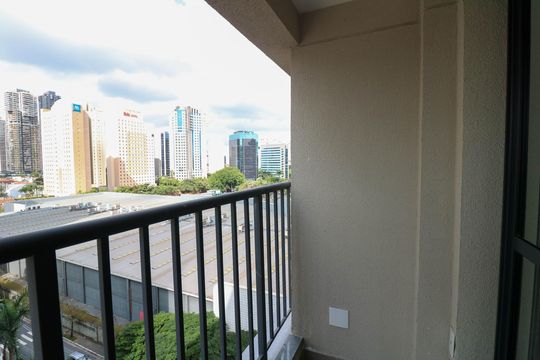 Varanda de kitnet/studio à venda com 1 quarto, 29m² em Vila Cordeiro, São Paulo
