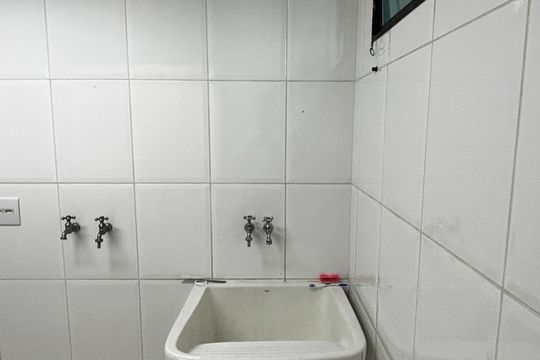 Área de Serviço de casa à venda com 4 quartos, 536m² em Vila Alzira, Santo André