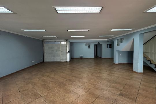 Garagem de casa à venda com 4 quartos, 536m² em Vila Alzira, Santo André