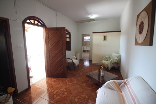 Sala de casa à venda com 4 quartos, 434m² em Lindéia, Contagem