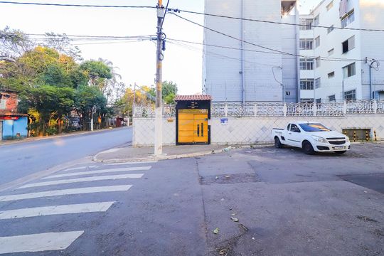 Fachada de apartamento para alugar com 2 quartos, 50m² em Cidade Tiradentes, São Paulo