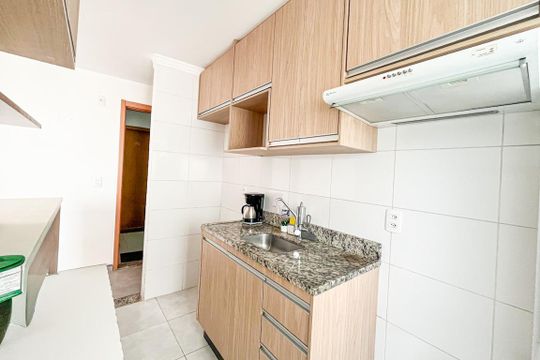 Cozinha e Área de Serviço de apartamento para alugar com 2 quartos, 42m² em Jardim Iris, São Paulo