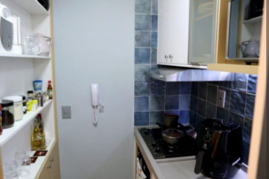 Cozinha de kitnet/studio para alugar com 1 quarto, 27m² em Vila Ré, São Paulo