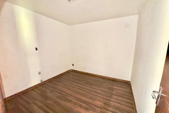 Casa à venda com 2 quartos, 70m² em Parque Pedro II, Belo Horizonte