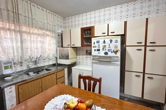 Casa à venda com 3 quartos, 200m² em Jardim São Luís, São Paulo