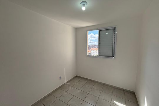 Quarto 1 de apartamento para alugar com 2 quartos, 150m² em Jardim Lourdes, Ferraz de Vasconcelos