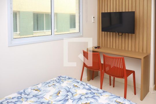 Apartamento para alugar com 1 quarto, 17m² em Jardim Placaford, Salvador