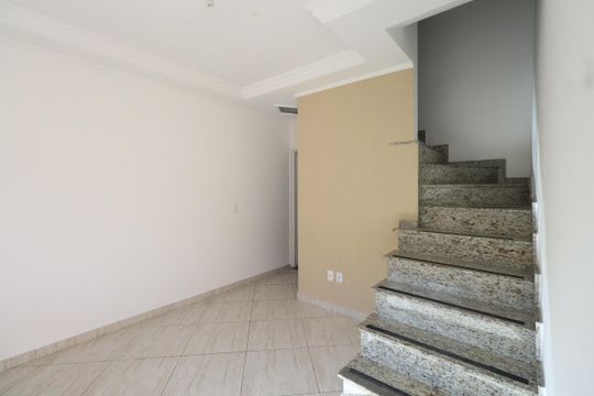 Sala de casa para alugar com 2 quartos, 91m² em Vila Aricanduva, São Paulo