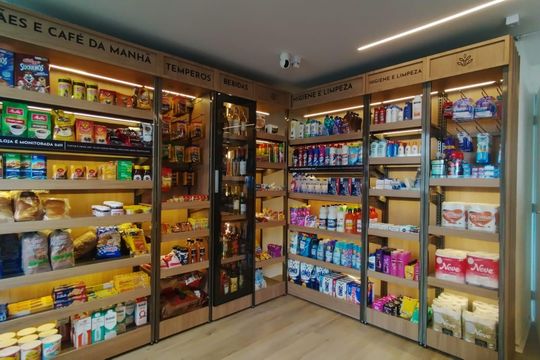 Mini Mercado de apartamento para alugar com 2 quartos, 33m² em Jardim Caravelas, São Paulo