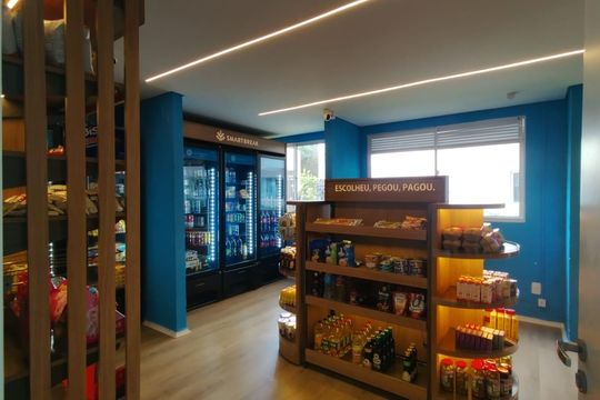 Mini Mercado de apartamento para alugar com 2 quartos, 33m² em Jardim Caravelas, São Paulo