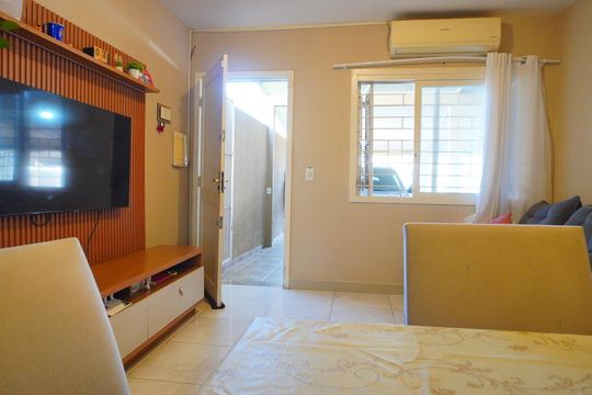Casa à venda com 2 quartos, 105m² em Jardim Dona Leopoldina, Porto Alegre