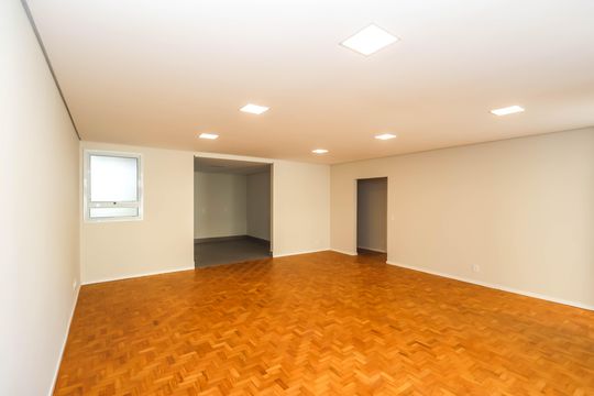 Sala de casa para alugar com 3 quartos, 400m² em Vila Mariana, São Paulo