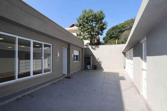 Garagem de casa para alugar com 3 quartos, 400m² em Vila Mariana, São Paulo