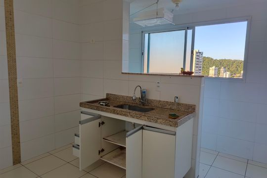 Cozinha de apartamento para alugar com 2 quartos, 80m² em Canto do Forte, Praia Grande