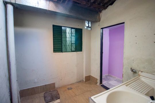 Casa para alugar com 1 quarto, 65m² em Conjunto K, Brasília