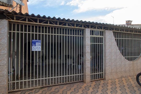 Casa para alugar com 1 quarto, 65m² em Conjunto K, Brasília