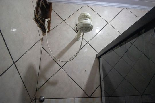 Casa para alugar com 1 quarto, 65m² em Conjunto K, Brasília