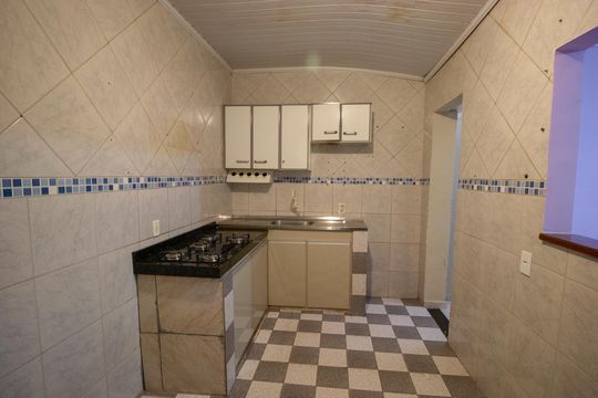 Casa para alugar com 1 quarto, 65m² em Conjunto K, Brasília