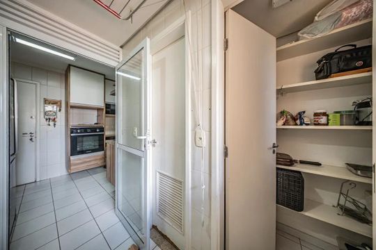 Área de serviço de apartamento à venda com 3 quartos, 128m² em Vila Mariana, São Paulo